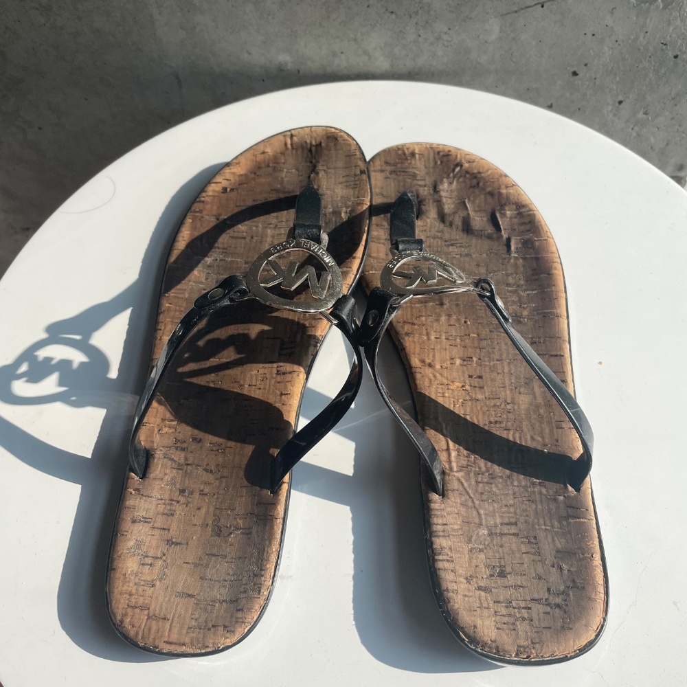 Used Michael Kors Flip Flops | Designer Summer Sandals Logo Thong Sandals - Picture 3 of 4